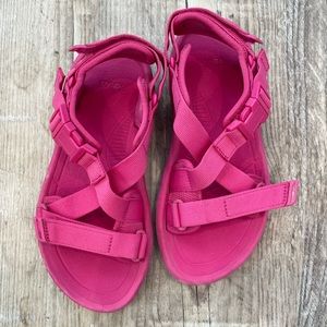 Teva Hot Pink